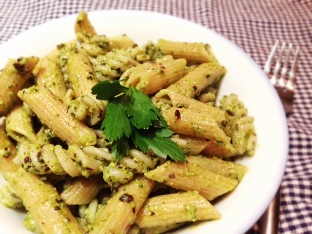 healthy pesto pasta