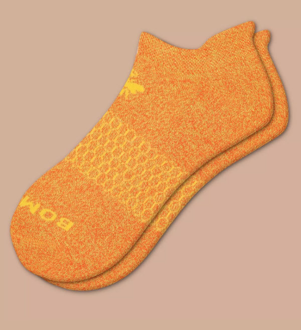 Lizzy Christmas Wish List - bombas socks